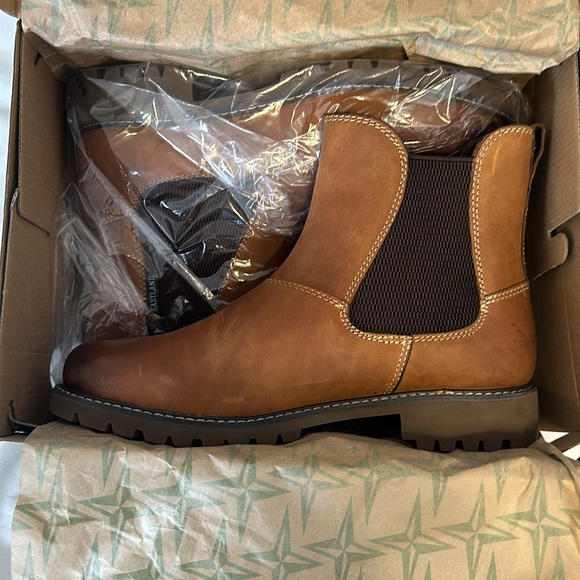 Eastland Ida boots - Picture 3 of 4